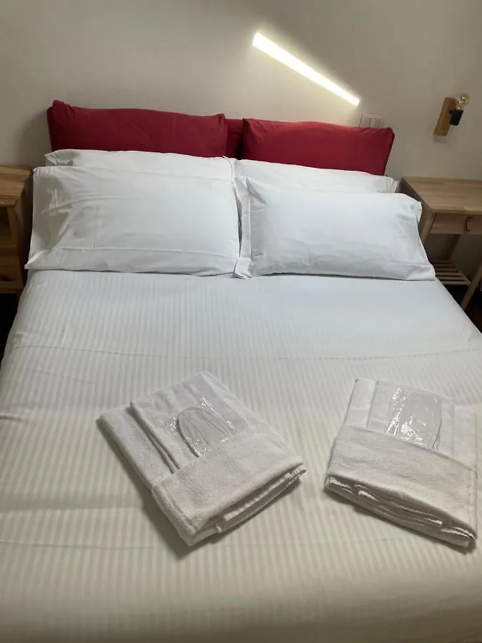Lejlighed L'Arche Comfort&Relax - Yellow House Di Viale Certosa Milano